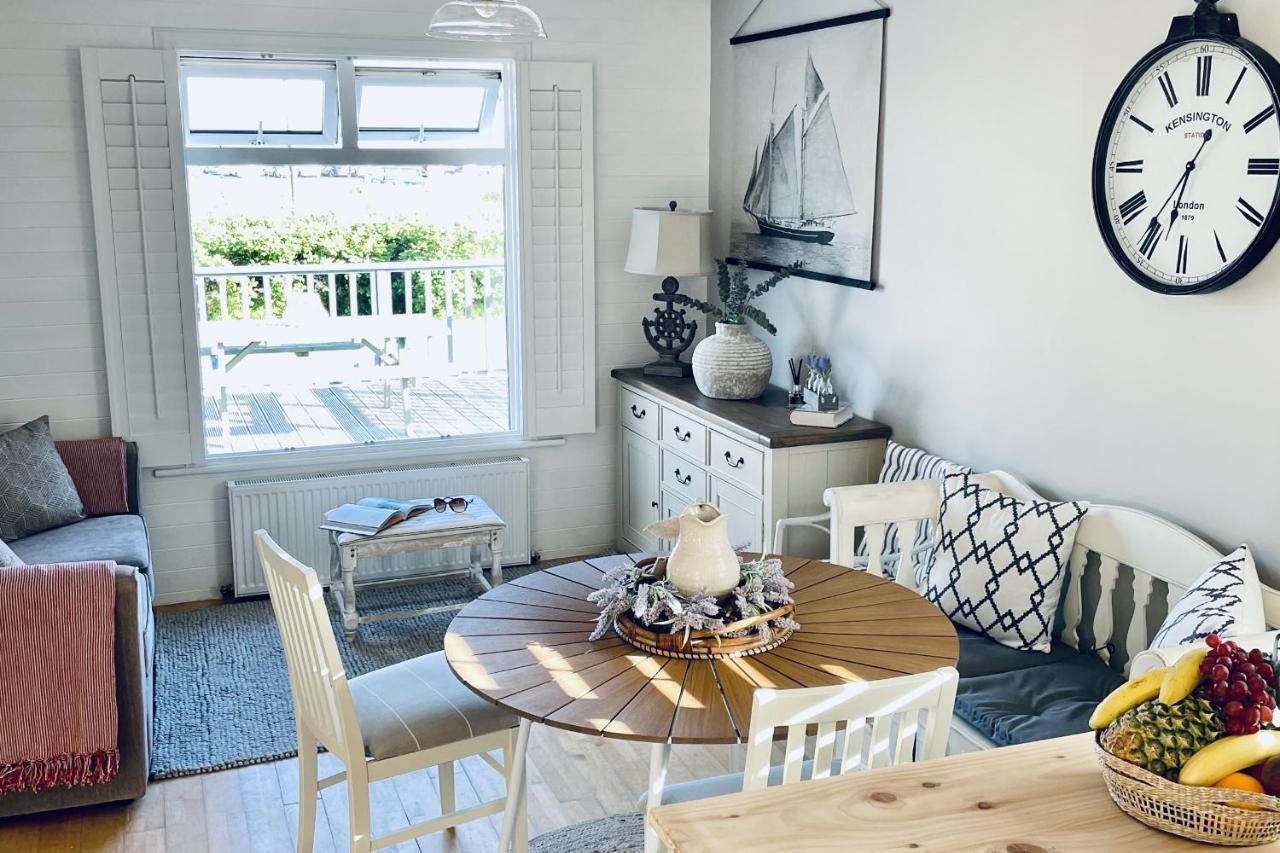 Wavecrest Holiday Cottage By Trident Holiday Homes Гаривоу Екстериор снимка